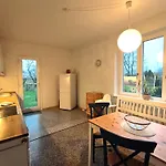 Apartament Hof Appelbue - Urlaub In Zwei Im Storchendorf Bergenhusen