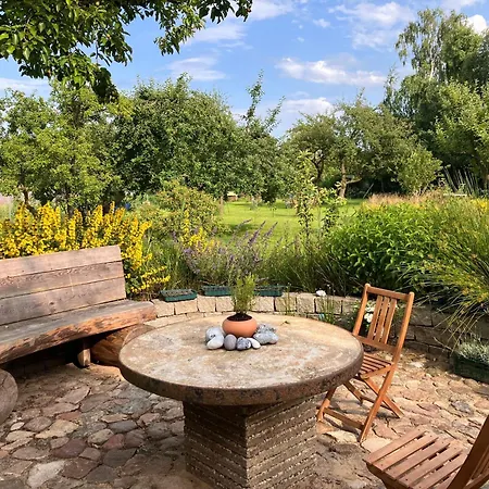 Appartement Hof Appelbue - Urlaub In Zwei Im Storchendorf Bergenhusen