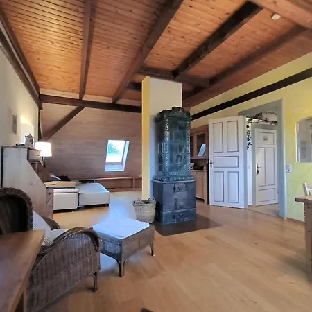 Appartement Hof Appelbue - Urlaub In Zwei Im Storchendorf Bergenhusen